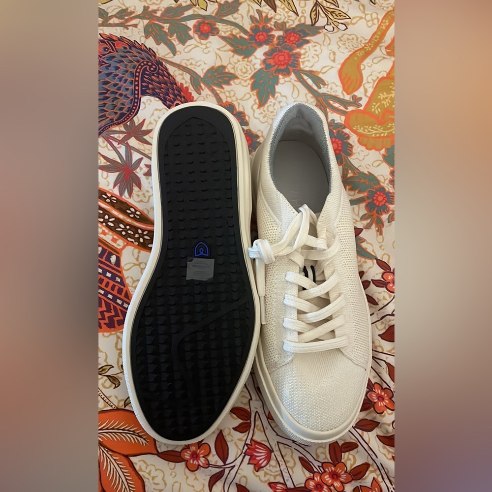 BRAND NEW Rothy’s Lace-up Sneakers